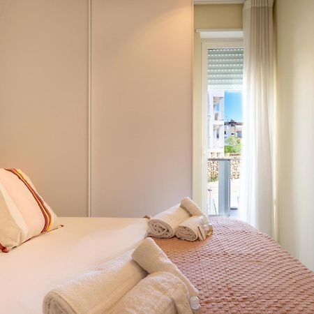 Exclusive Deluxe Apt Up To 6 People & Heated Tub Полиняно а Маре Екстериор снимка